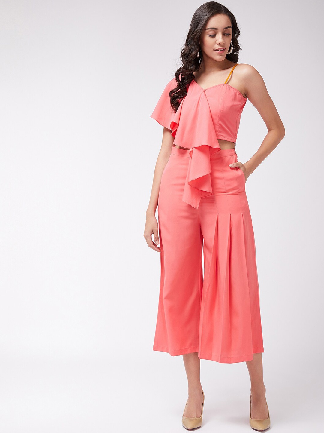 

Zima Leto Women Peach-Coloured Solid Spaghetti Top With Pleated Pants