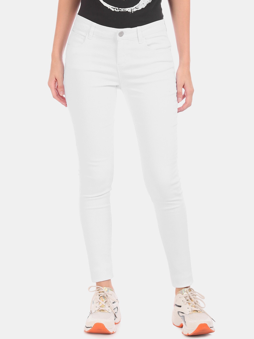 

Cherokee Women White Slim Fit Mid-Rise Mildly Distressed Stretchable Jeans