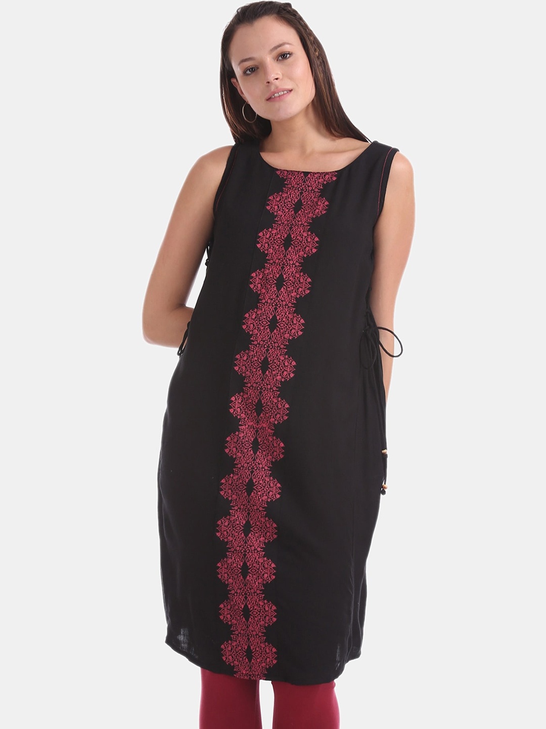 

Karigari Women Black & Maroon Printed A-Line Kurta