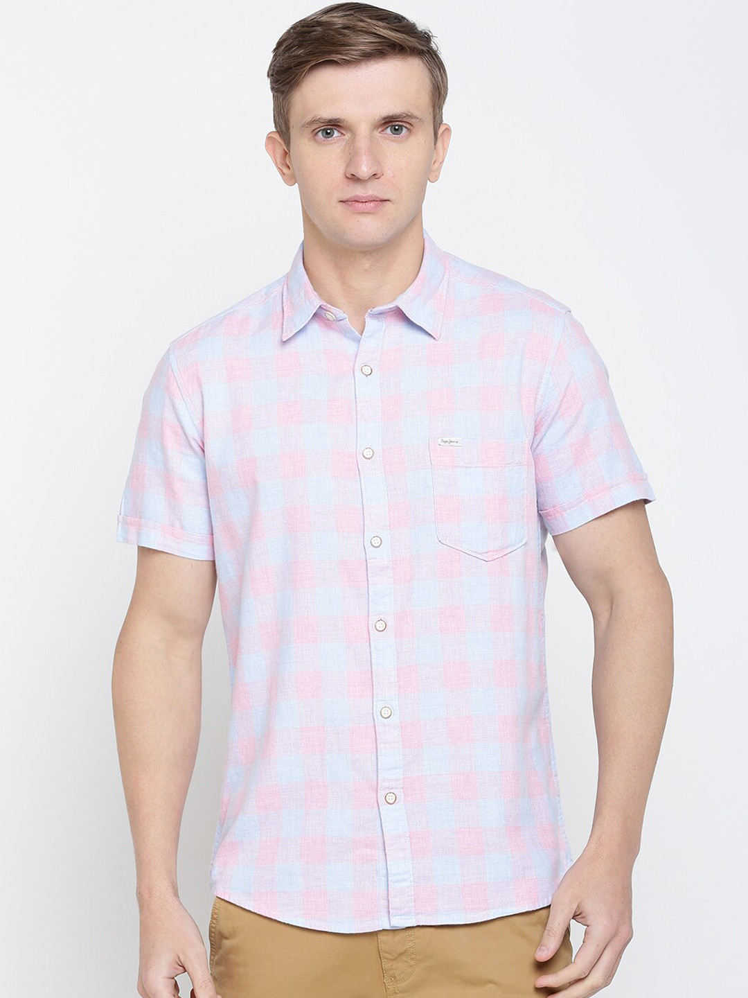 

Pepe Jeans Men Pink & Blue Regular Fit Checked Casual Shirt