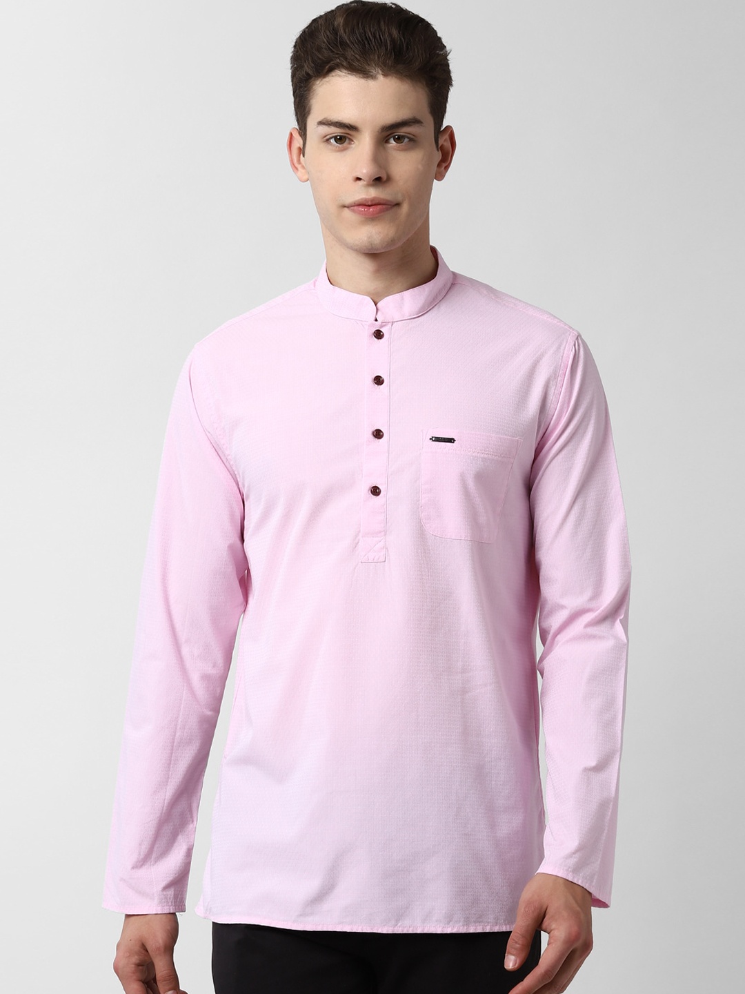 

Peter England Men Pink Solid Straight Kurta