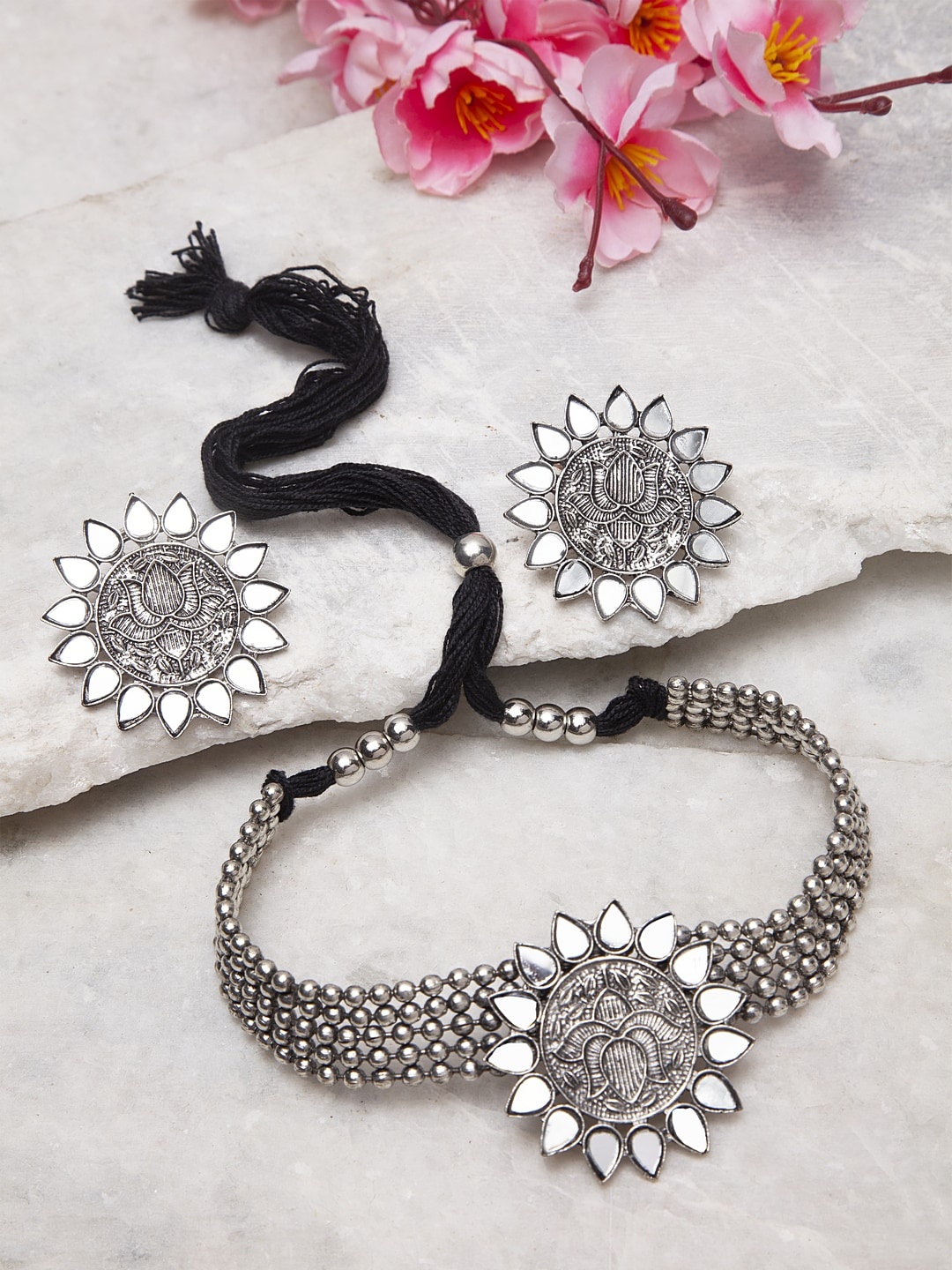 

Moedbuille Silver-Plated Handcrafted Filigree Work Tribal Temple Necklace Set