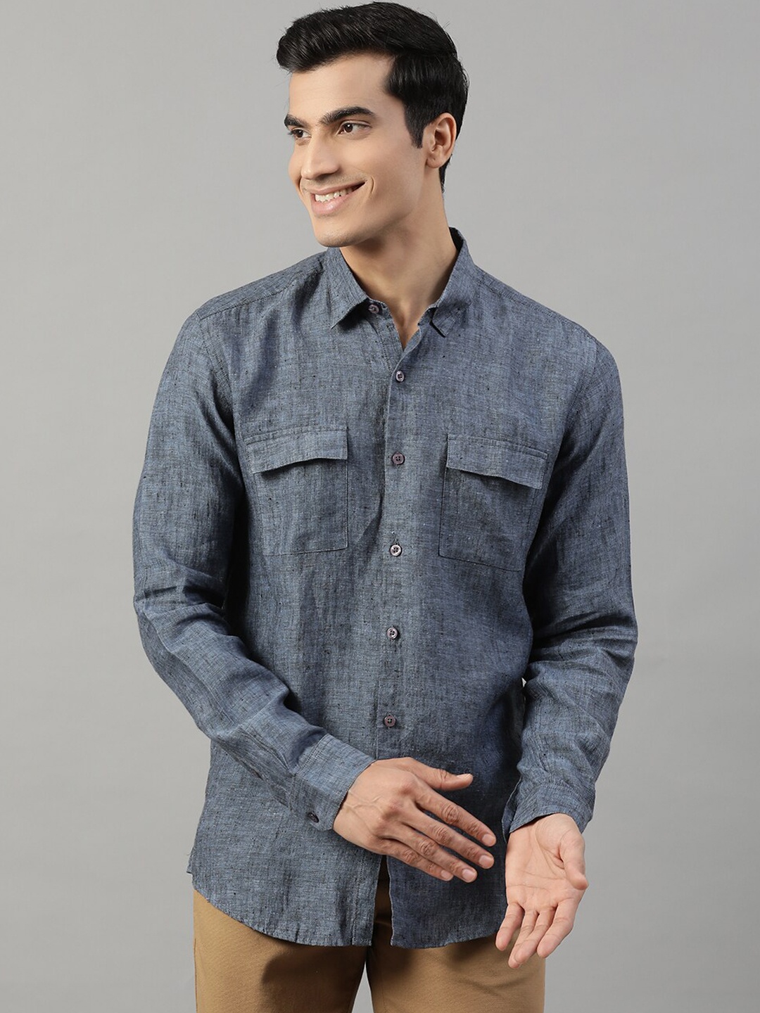 

HARSAM Men Grey Regular Fit Solid Casual Shirt