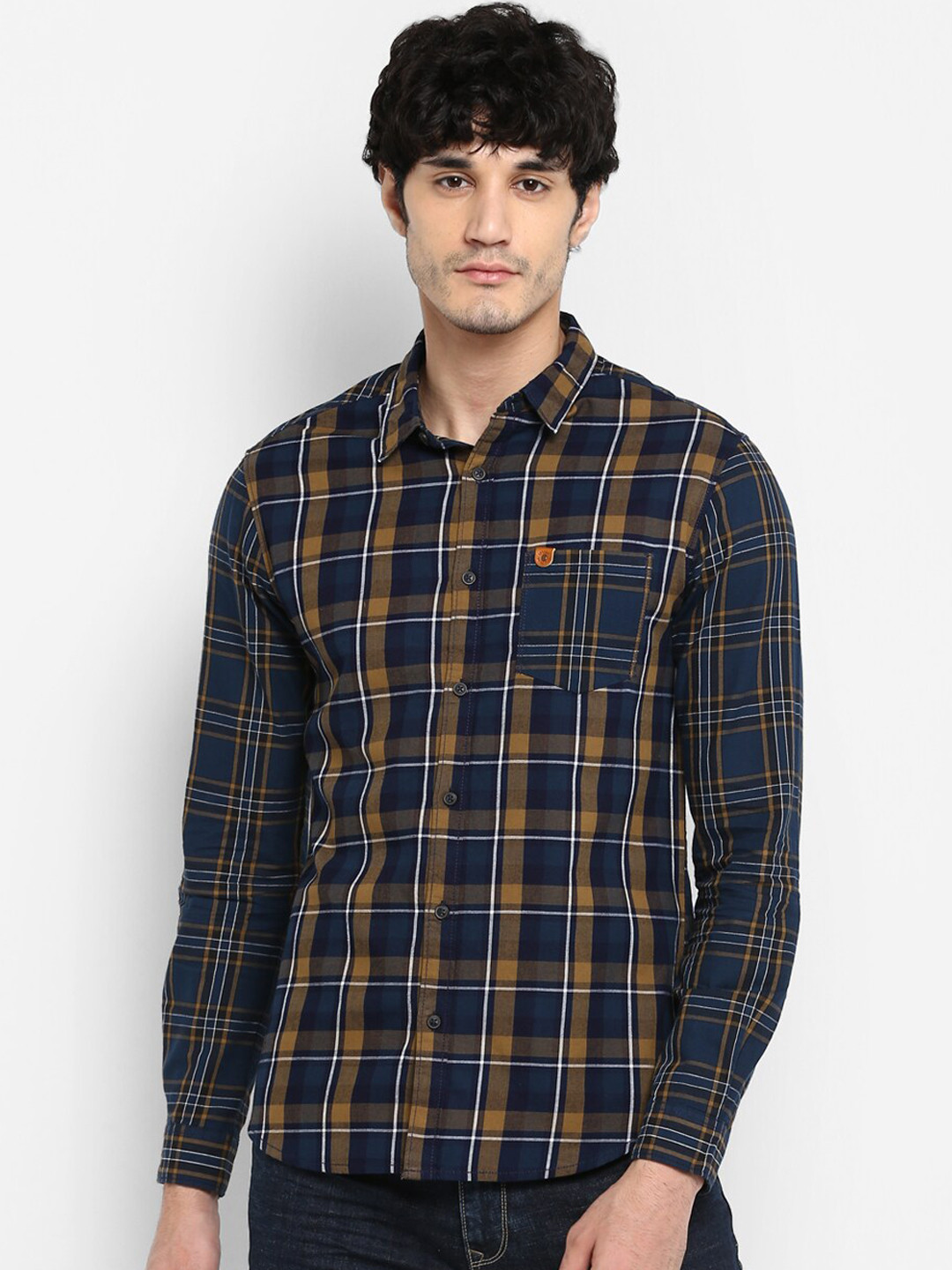 

SPYKAR Men Navy Blue & Yellow Slim Fit Checked Casual Shirt