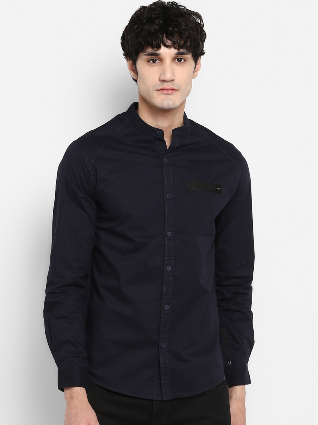 

SPYKAR Men Navy Blue Slim Fit Solid Casual Shirt