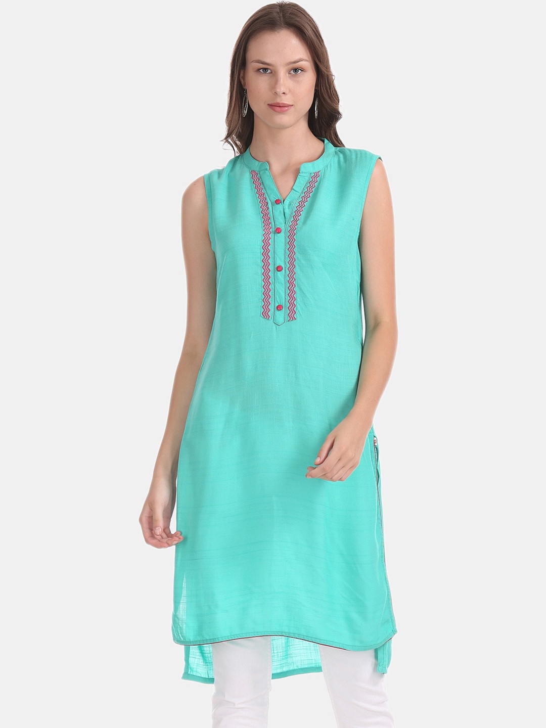 

Karigari Women Green Solid Straight Kurta