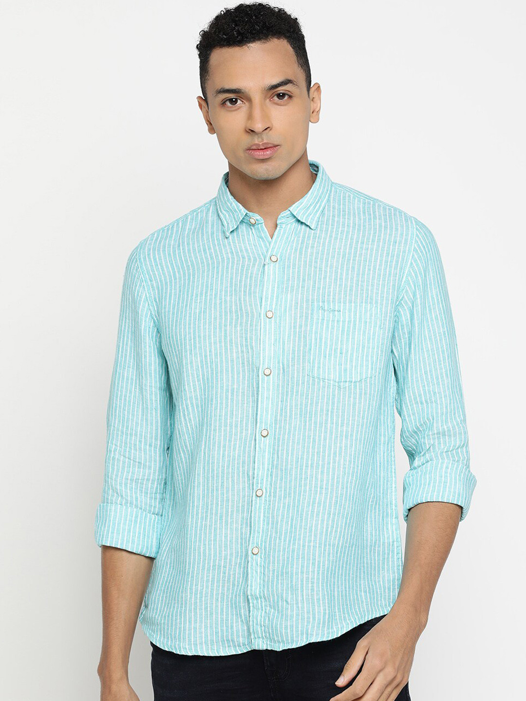 

Pepe Jeans Men Sea Green & Off-White Regular Fit Striped Casual Shirt