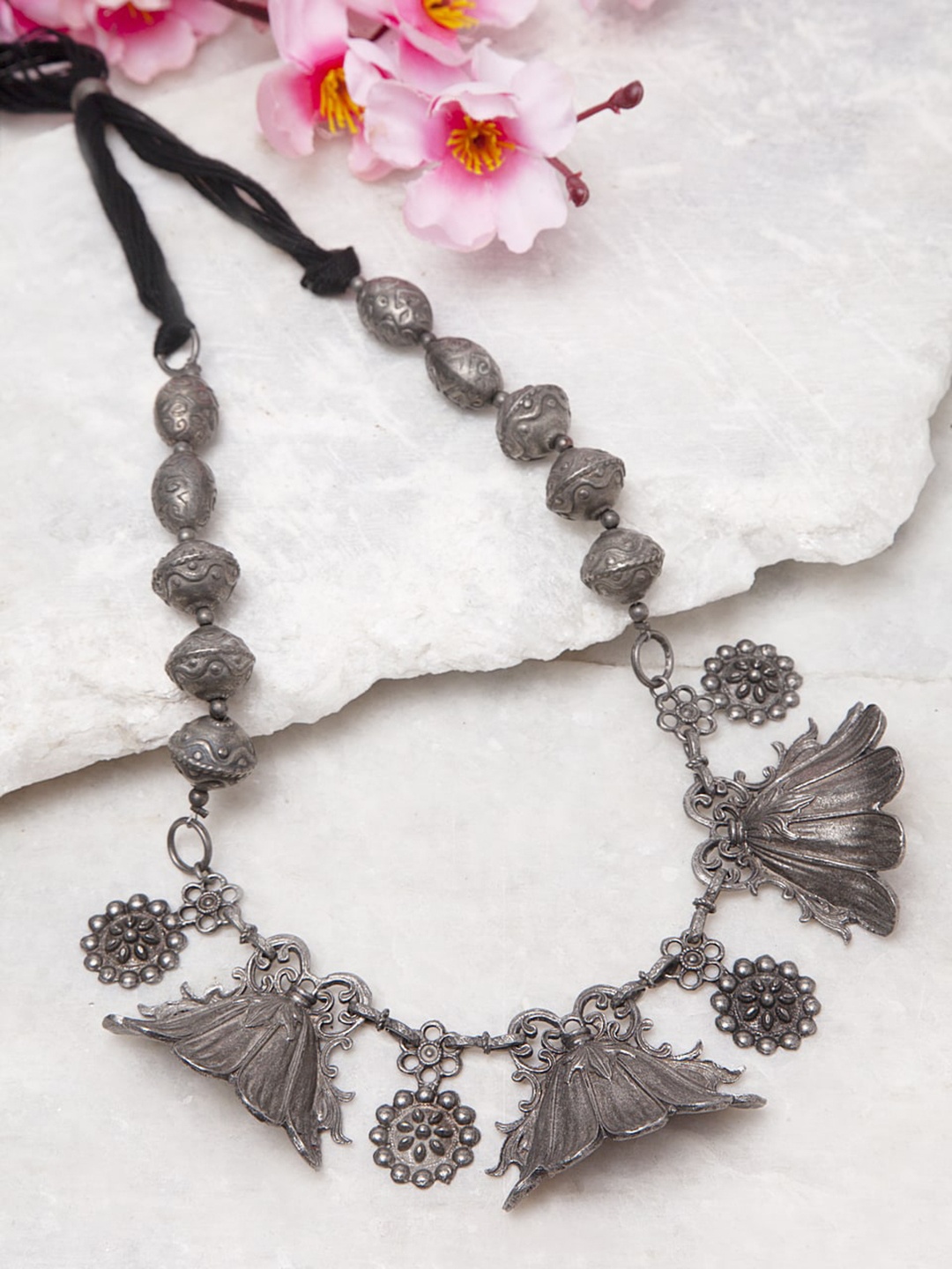 

Moedbuille Silver-Toned Floral Tasselled Design Filigree Tribal Temple Oxidised Necklace
