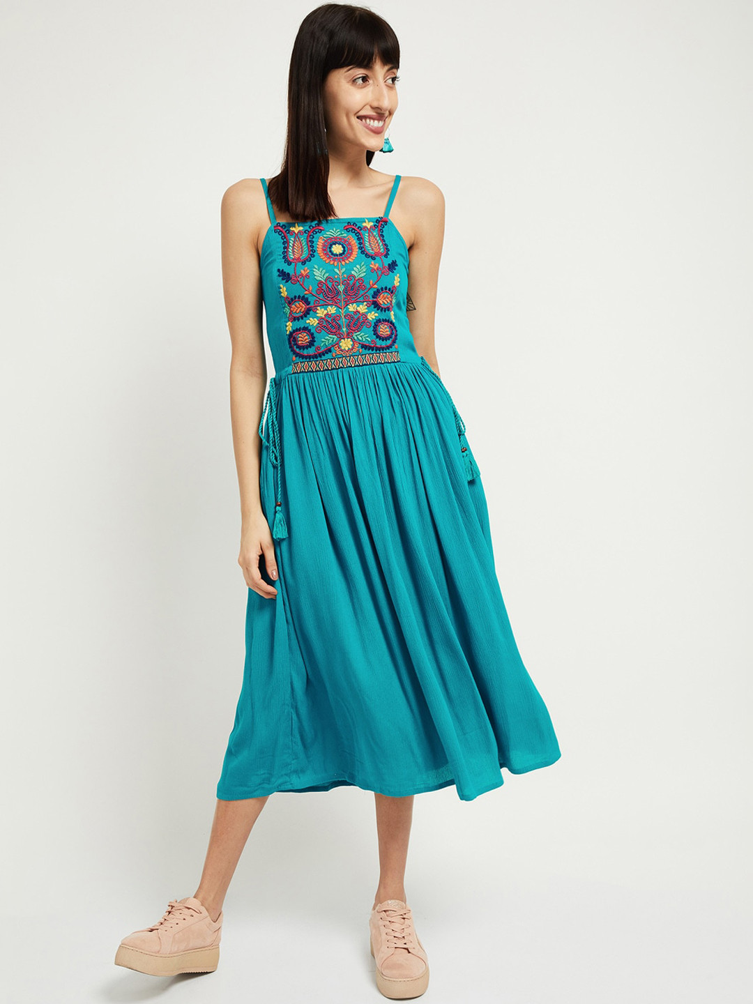 

max Women Turquoise Blue Solid Fit and Flare Dress
