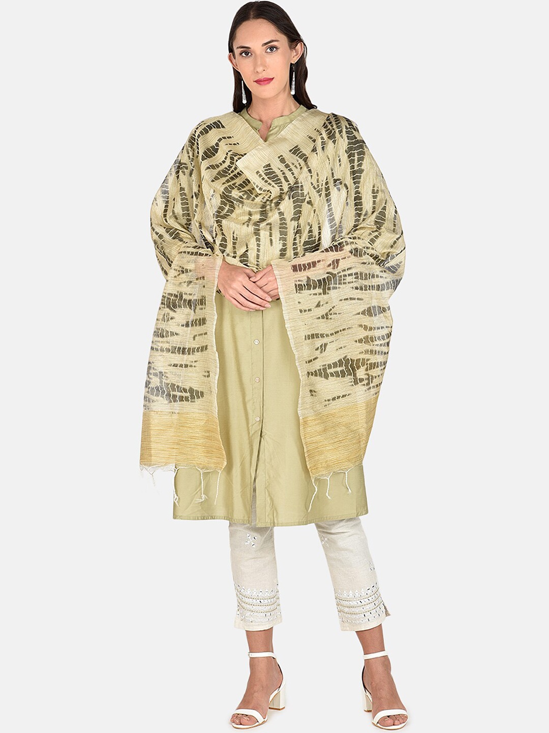 

Dupatta Bazaar Beige & Black Printed Dupatta