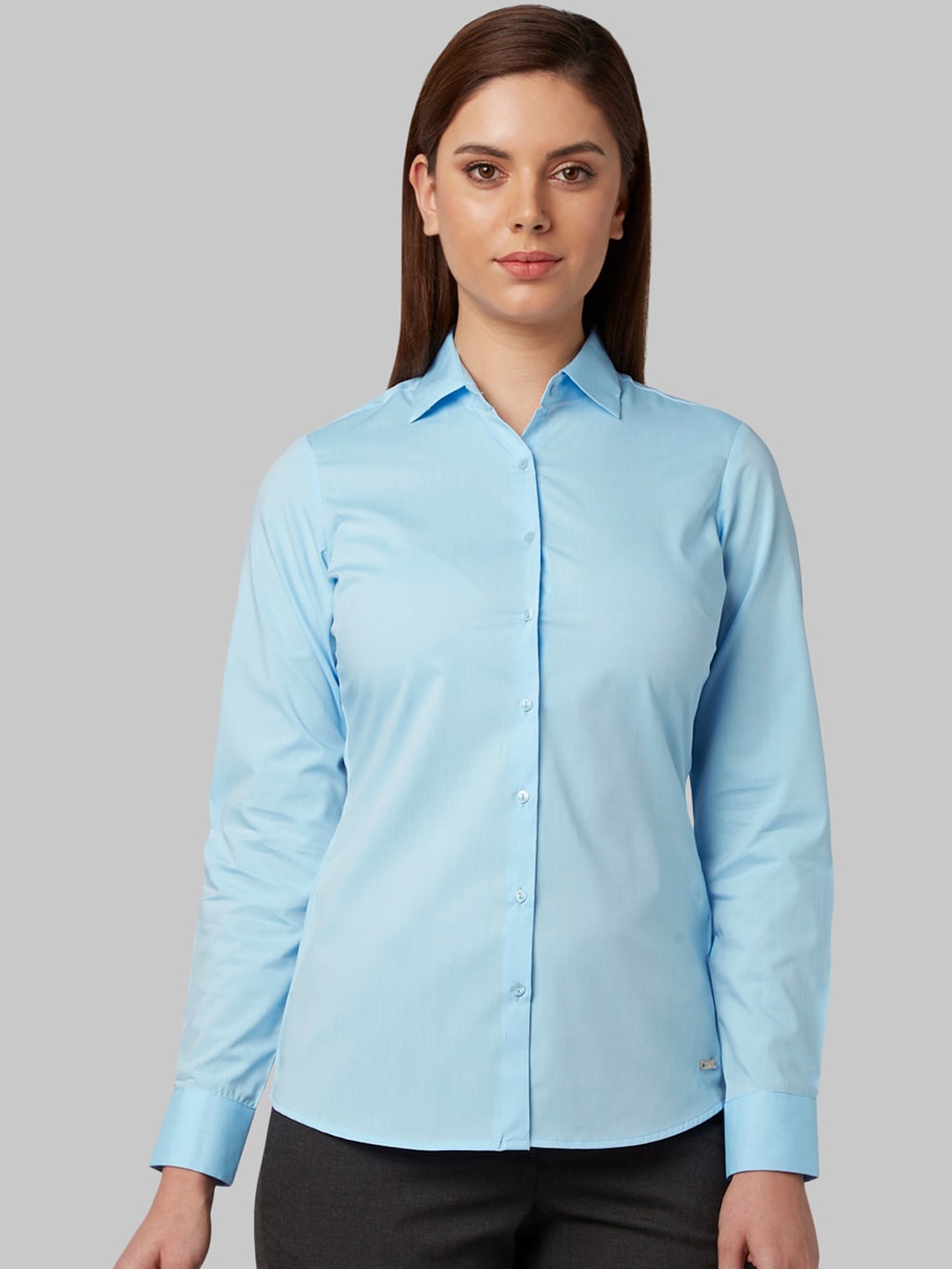 

Park Avenue Woman Blue Regular Fit Solid Formal Shirt
