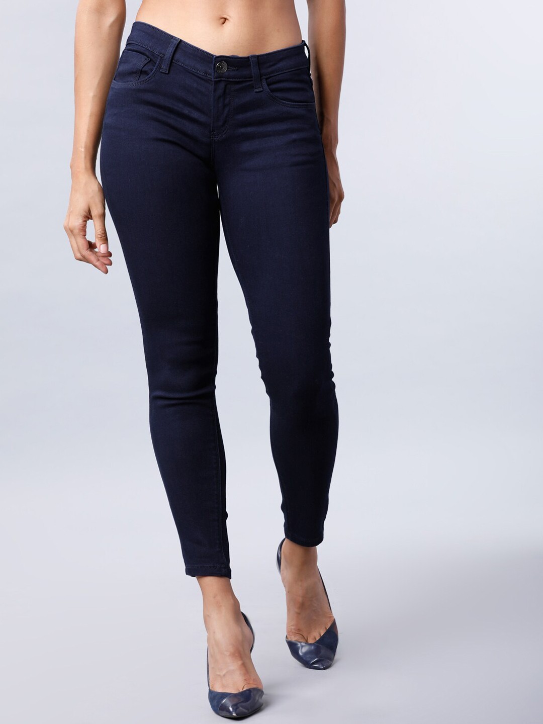 

Tokyo Talkies Women Navy Blue Skinny Fit Mid-Rise Clean Look Stretchable Jeans