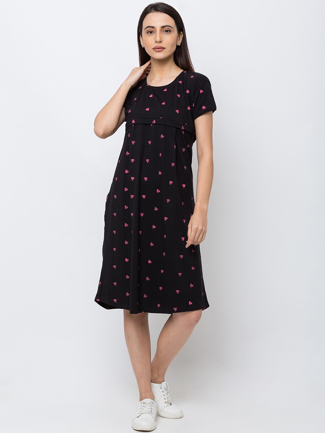 

MomToBe Women Black Printed Maternity Nursing Dress