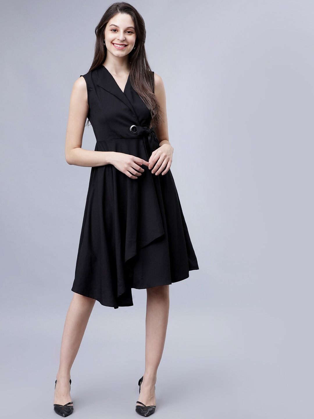 

Tokyo Talkies Women Black Solid Fit and Flare Dress