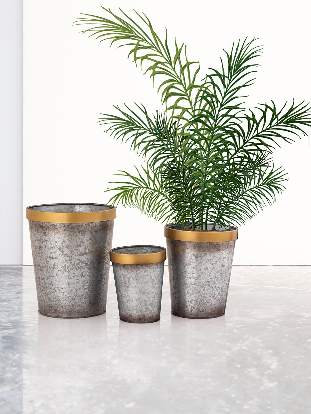 

Aapno Rajasthan Set of 3 Grey Brass Strip Metal Planters