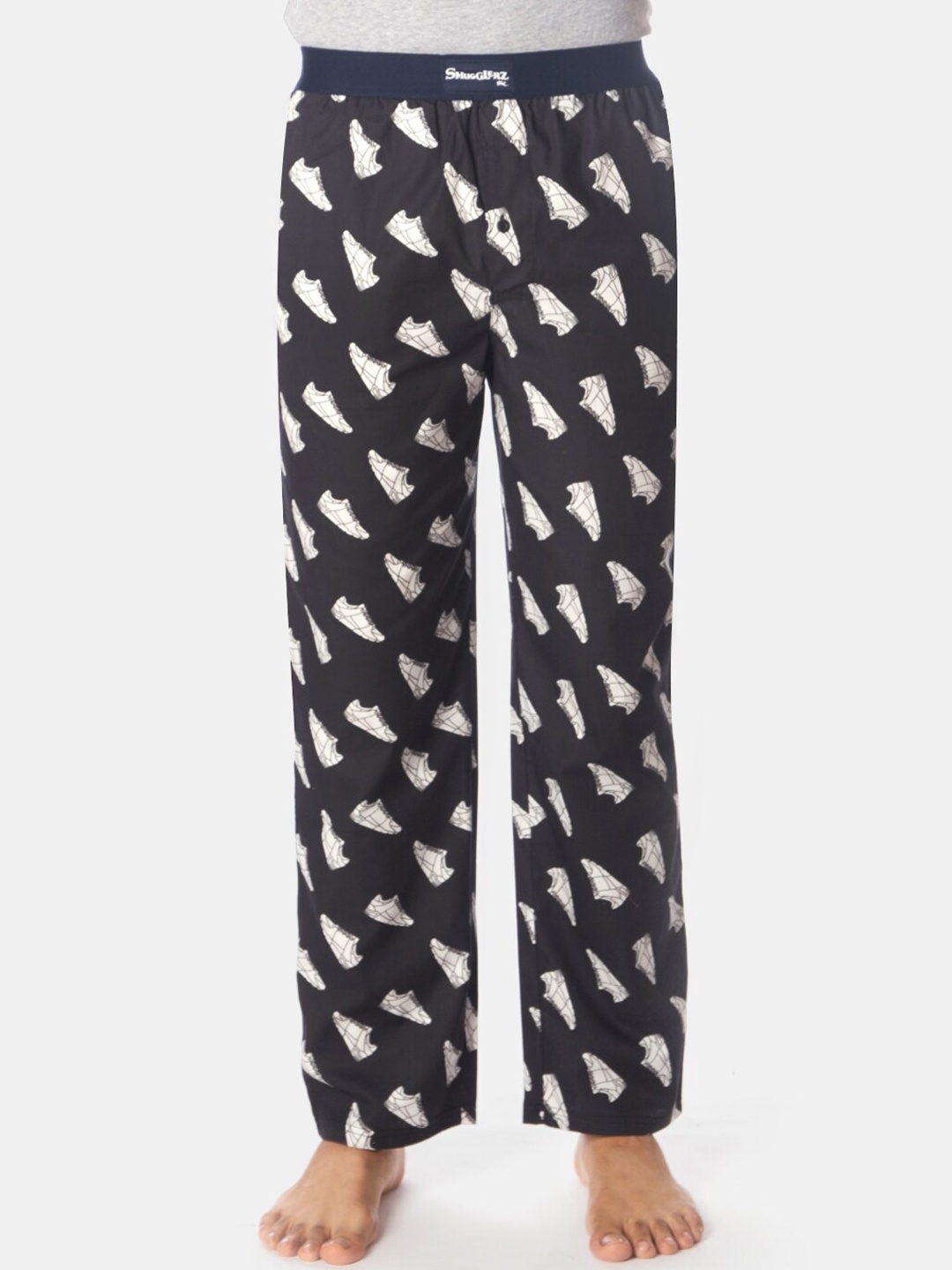 

Smugglerz Men Black Printed Lounge Pants