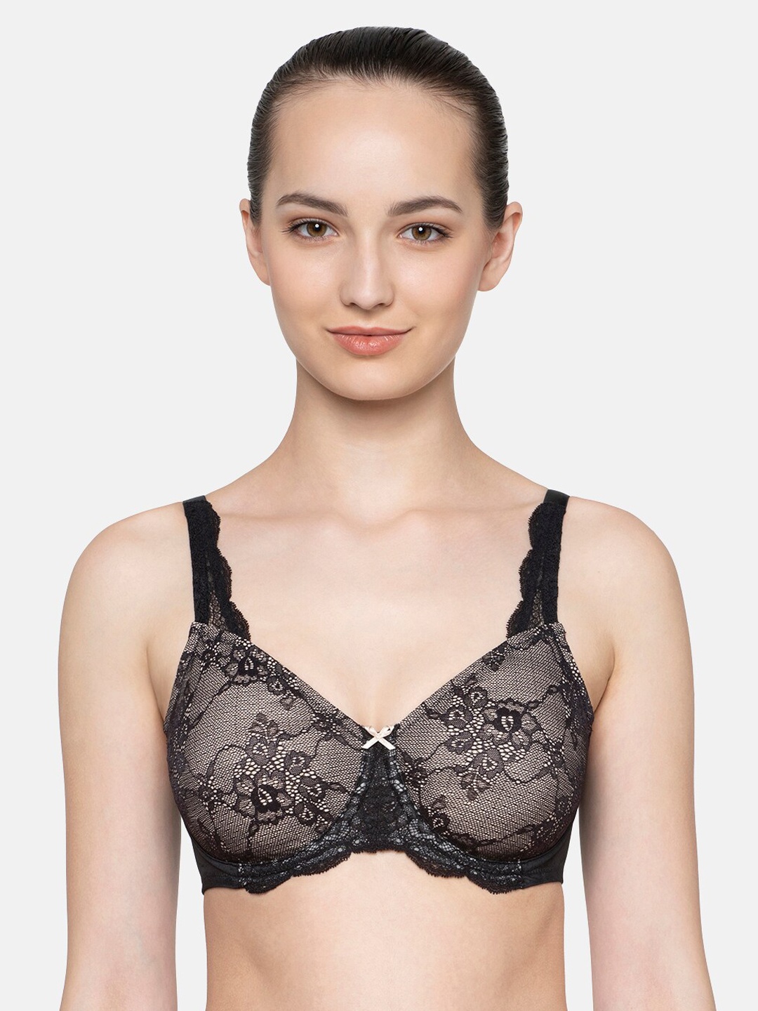 

Triumph Contouring Sensation Non Padded Wired Support Minimizer Bra, Black