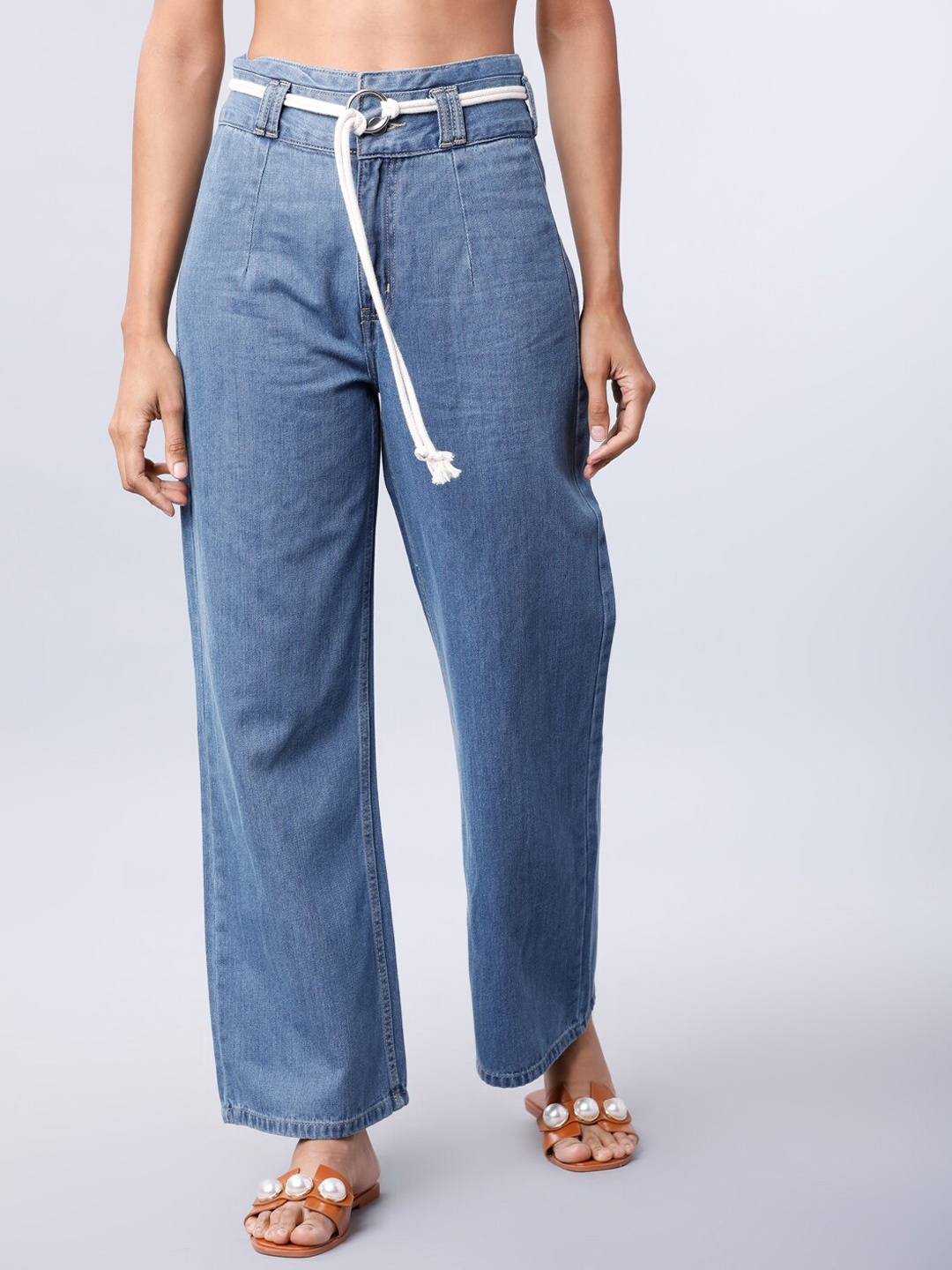 

Tokyo Talkies Women Blue Flared Mid-Rise Clean Look Jeans