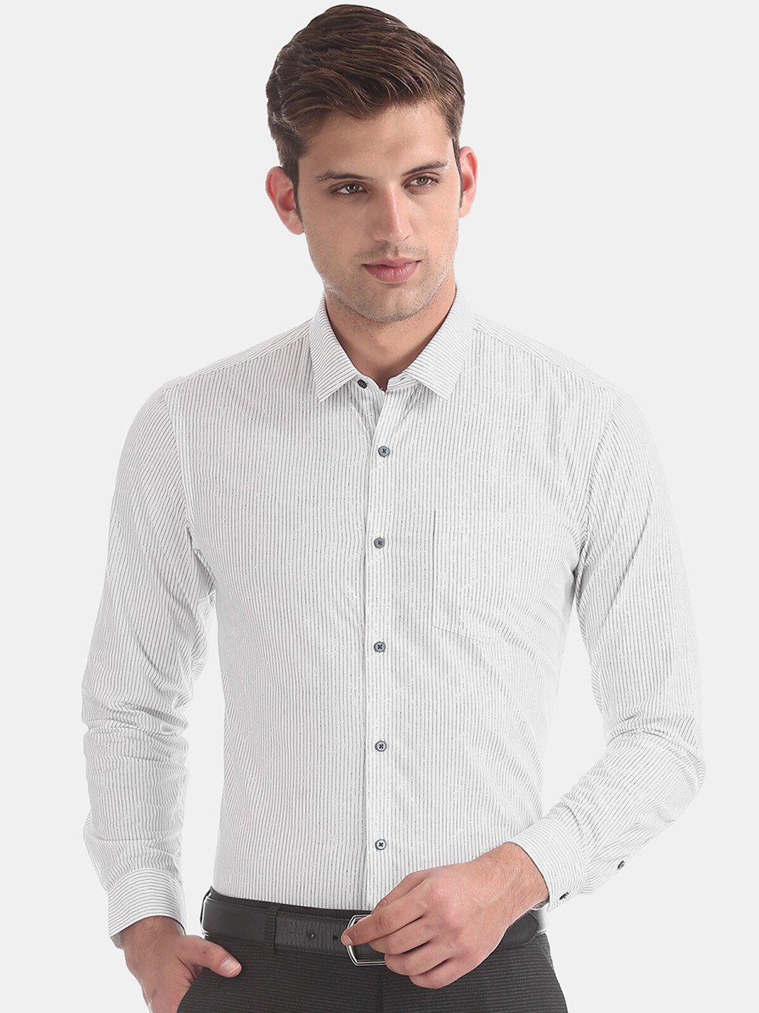 

Arrow Men White Skinny Fit Striped Formal Shirt