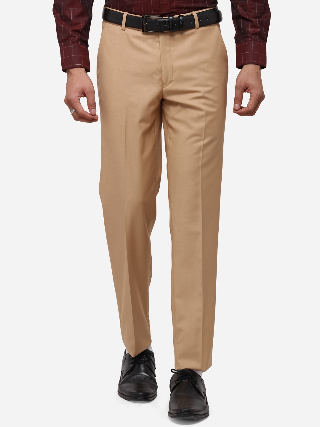 

JB STUDIO Men Khaki Slim Fit Solid Formal Trousers