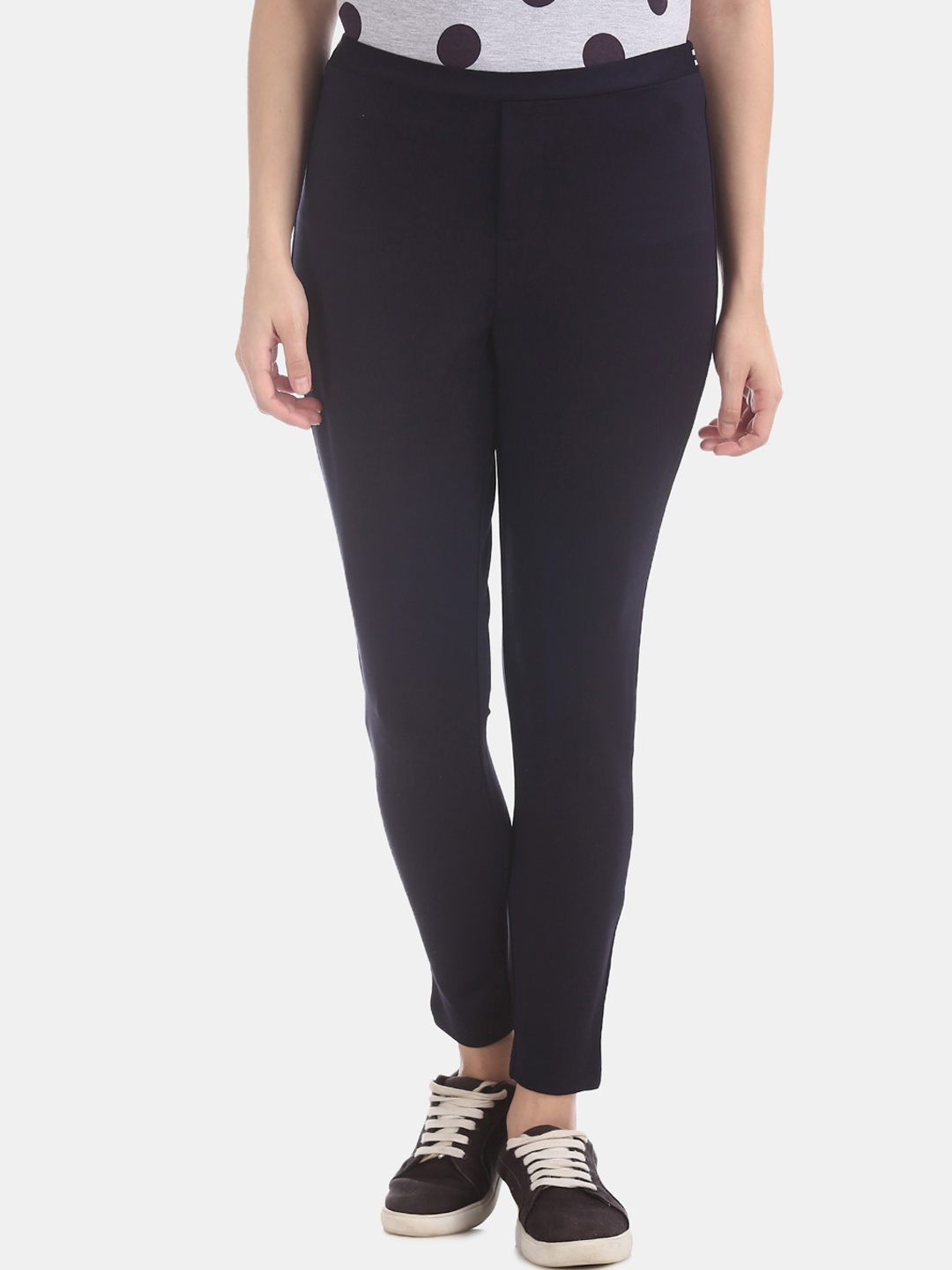 

Flying Machine Women Blue Solid Treggings
