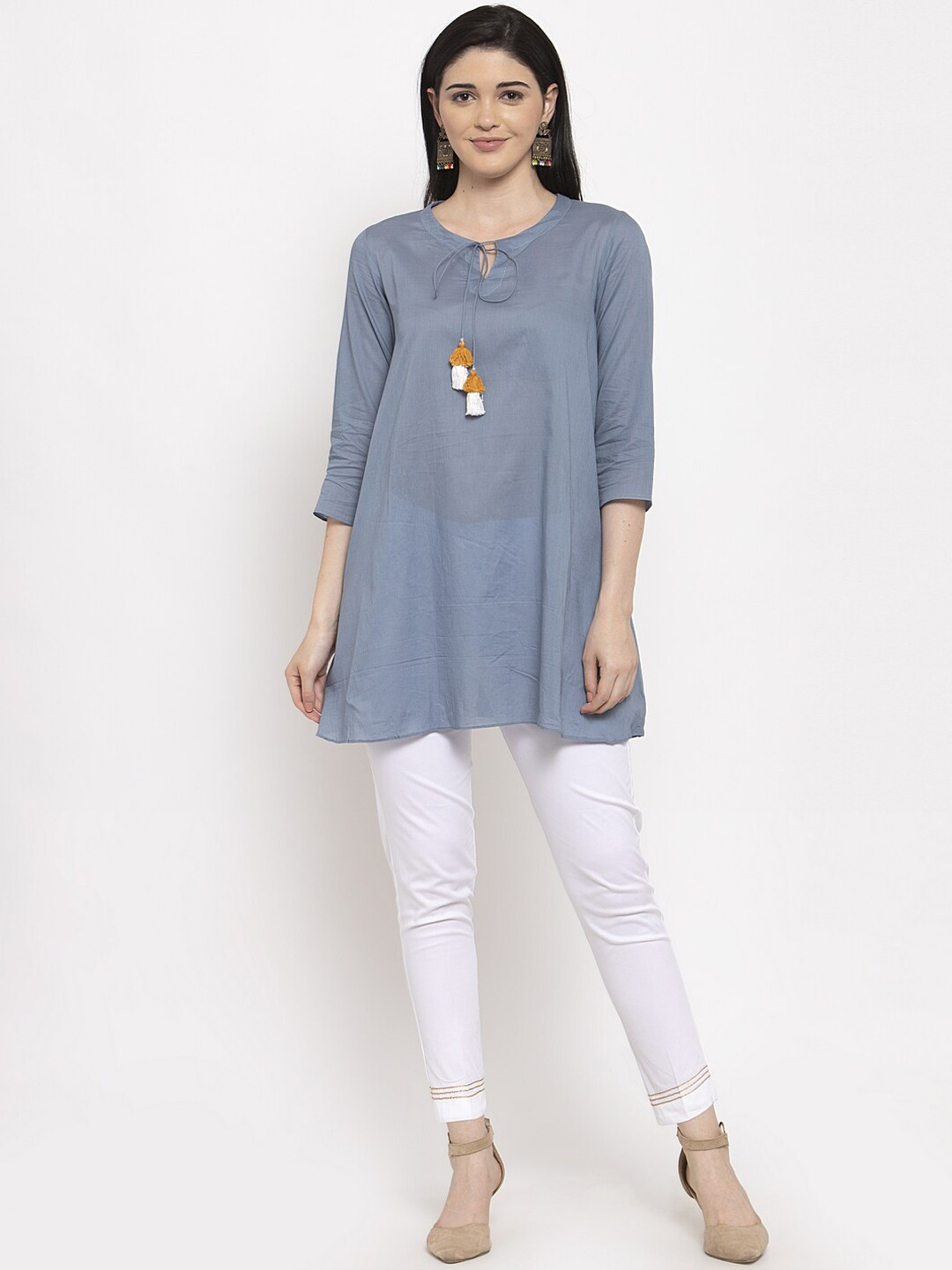 

DUGRI BE THE ONE Women Blue & White Solid Kurti with Trousers
