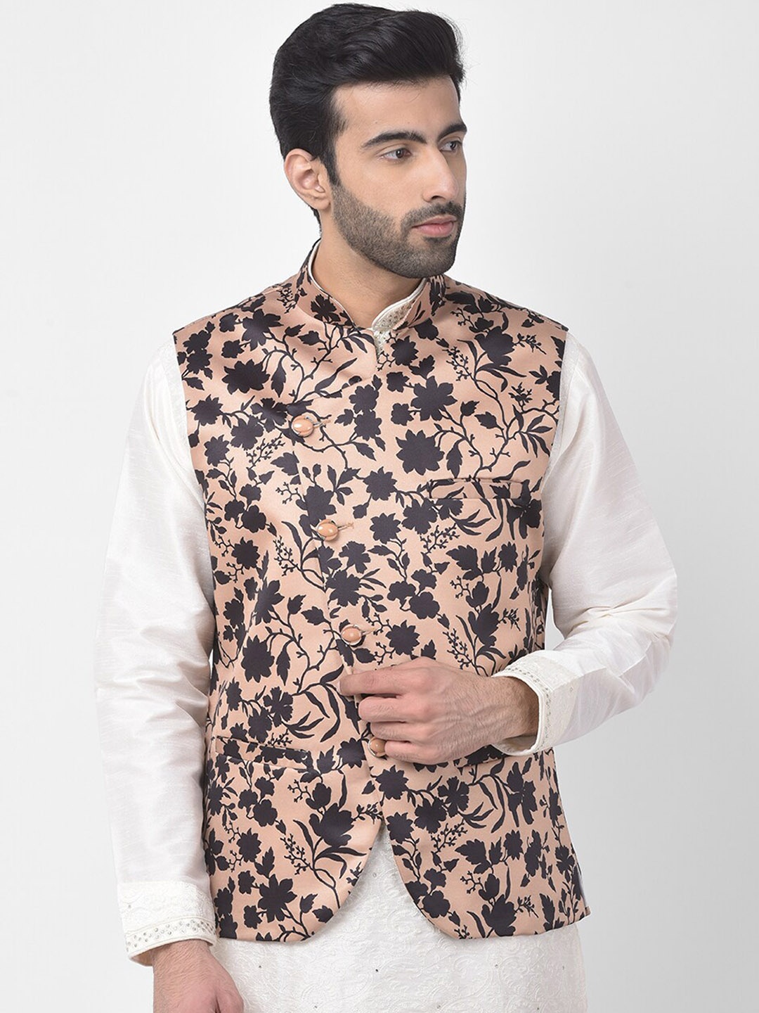 

SG LEMAN Men Gold-Coloured & Black Printed Nehru Jacket