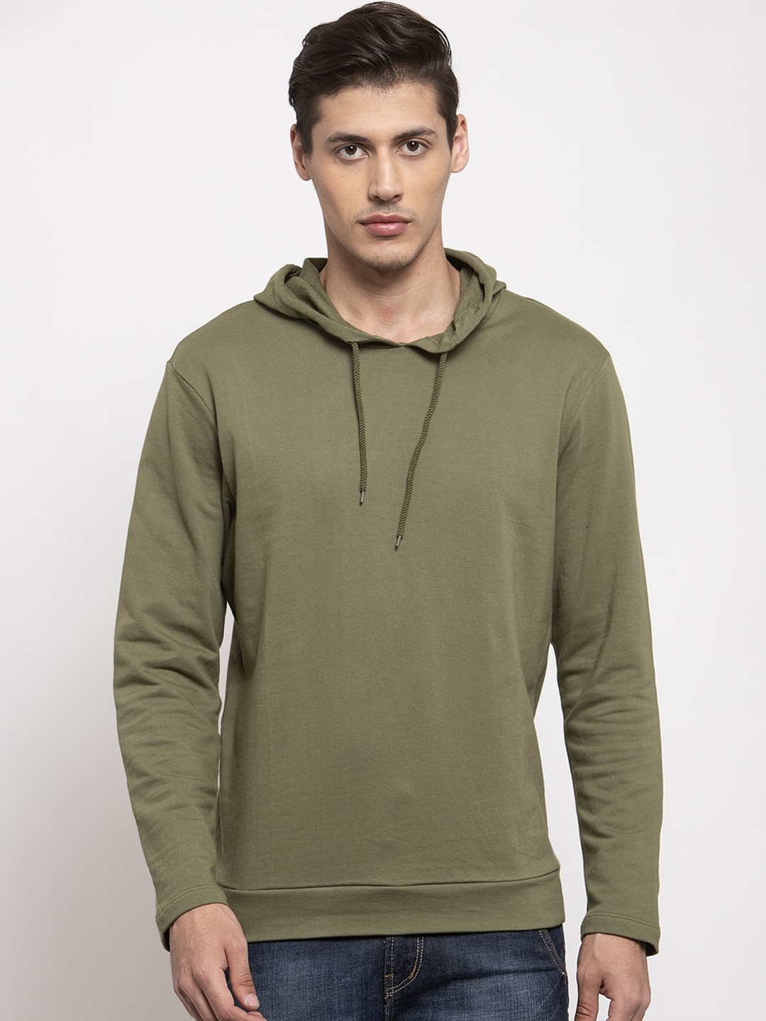 

DOOR74 Men Olive Green Solid Hooded Sweatshirt