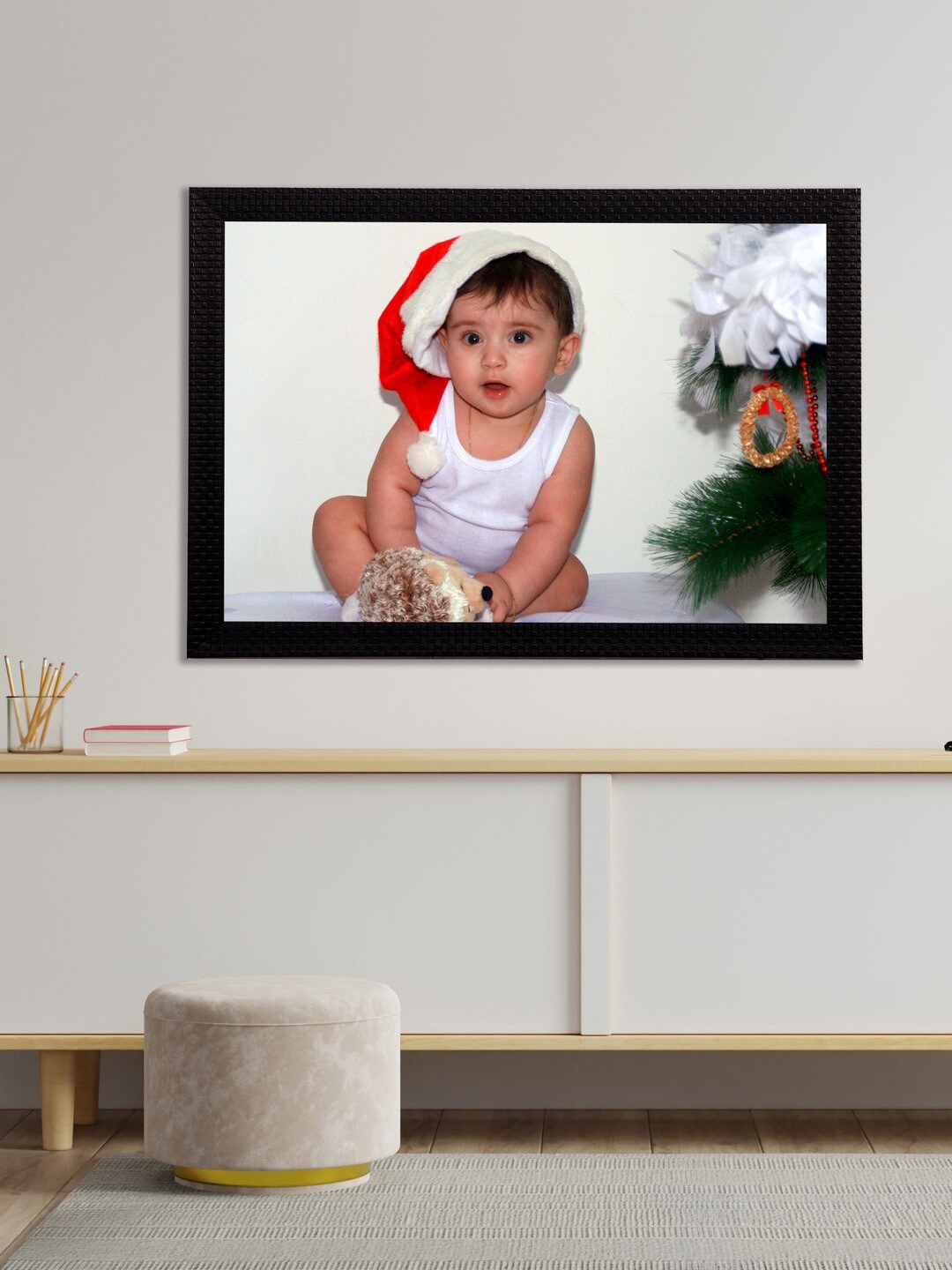 

eCraftIndia Off-White & Nude-Coloured Cute Baby Satin Matt Texture UV Art Photograph