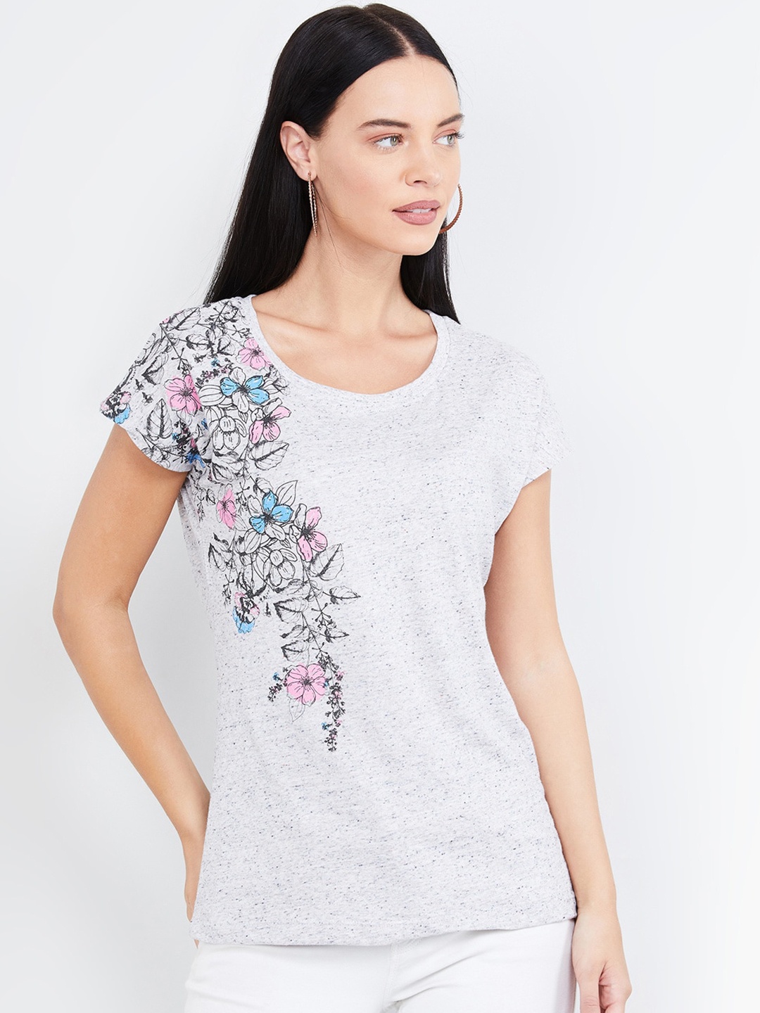 

max Women Grey Printed Round Neck T-shirt