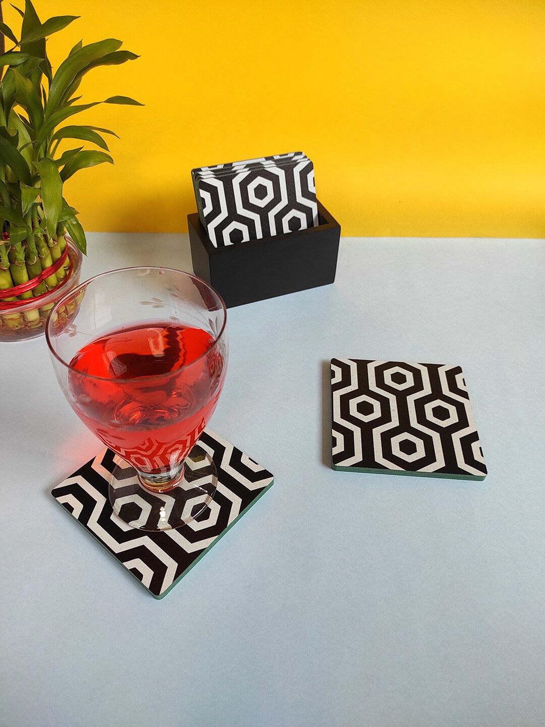 

CRAYTON Set Of 6 White & Black Square Hive Wooden Coaster With Holder