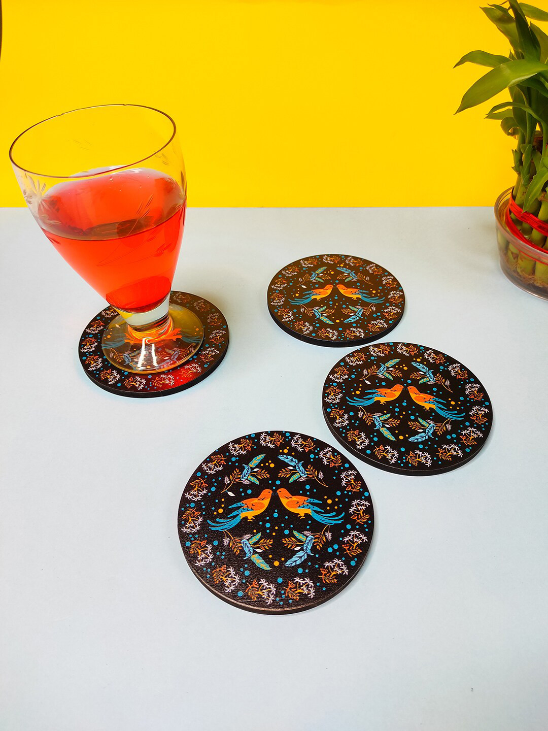 

CRAYTON Set Of 4 Blue & Black Bird Print Round Wooden Coasters