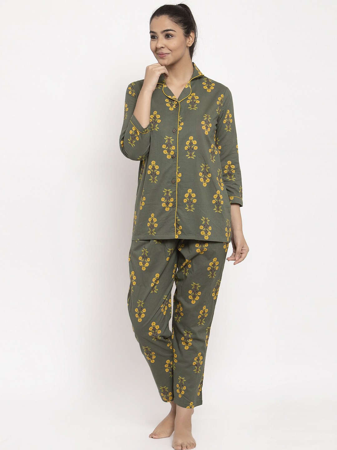 

Aujjessa Women Green & Yellow Printed Night suit