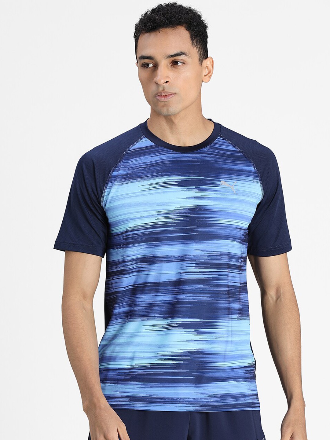 

one8 x PUMA Men Blue Printed Round Neck T-shirt