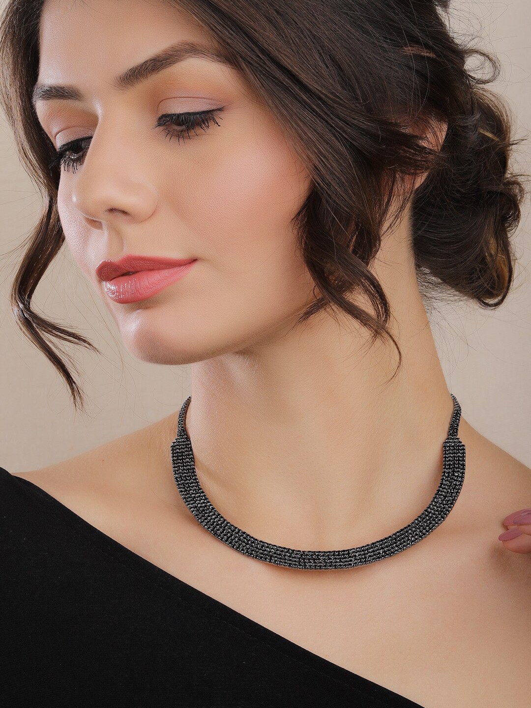 Rubans Black Metal Handcrafted Rhinestone Necklace