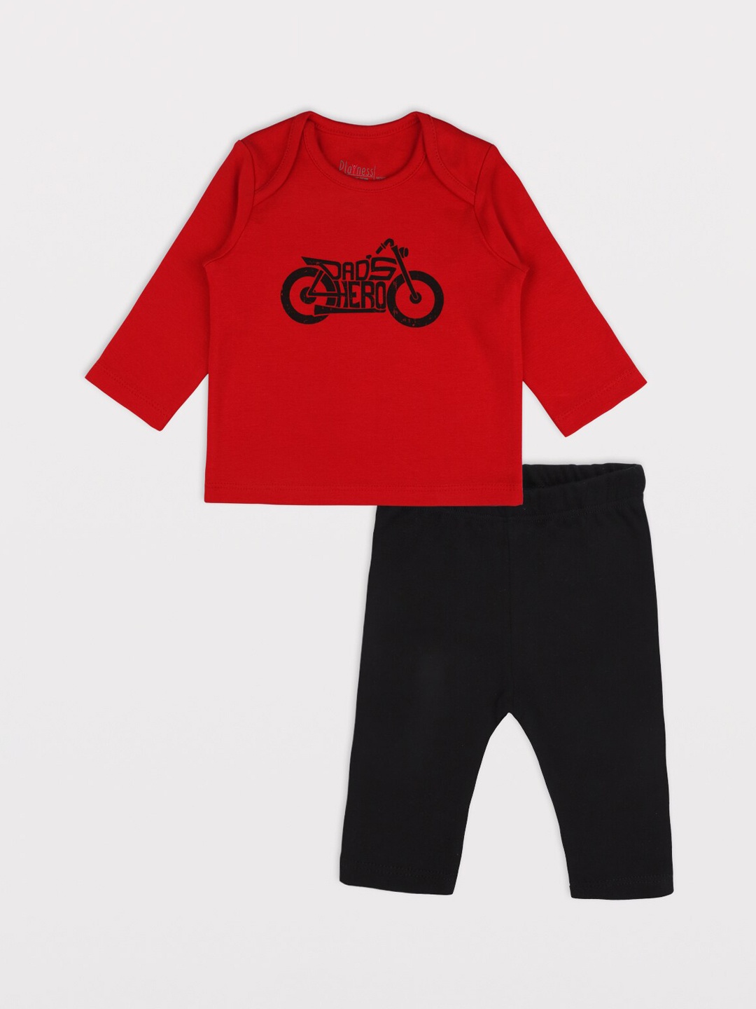 

PLAYNESS Kids Red & Black Printed Night suit