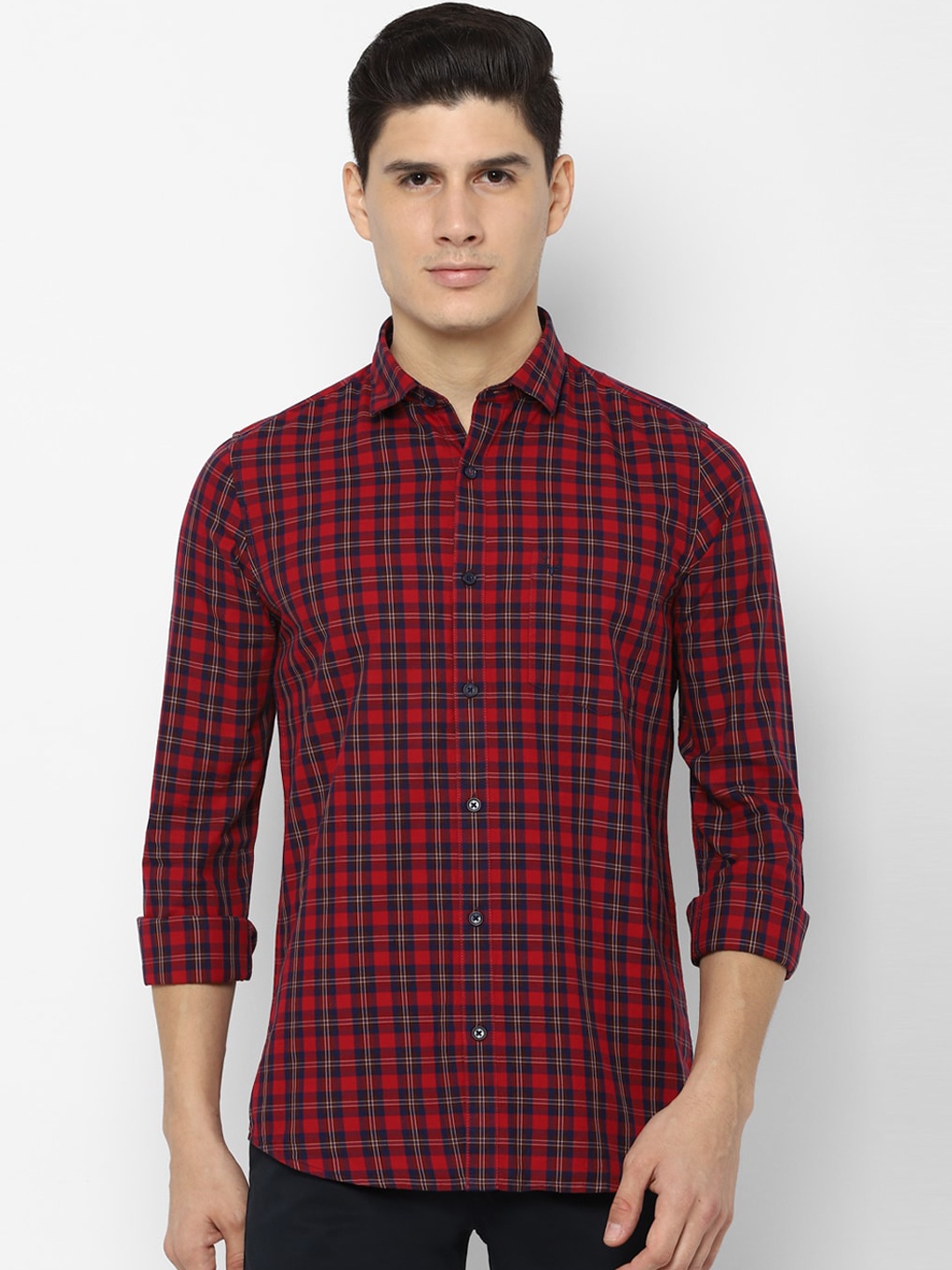 

Allen Solly Men Red & Navy Blue Slim Fit Checked Casual Shirt
