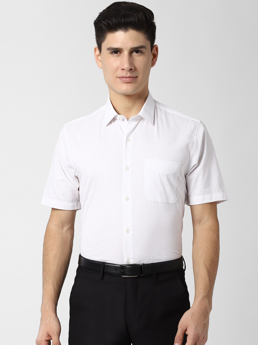 

Peter England Men White Slim Fit Checked Formal Shirt