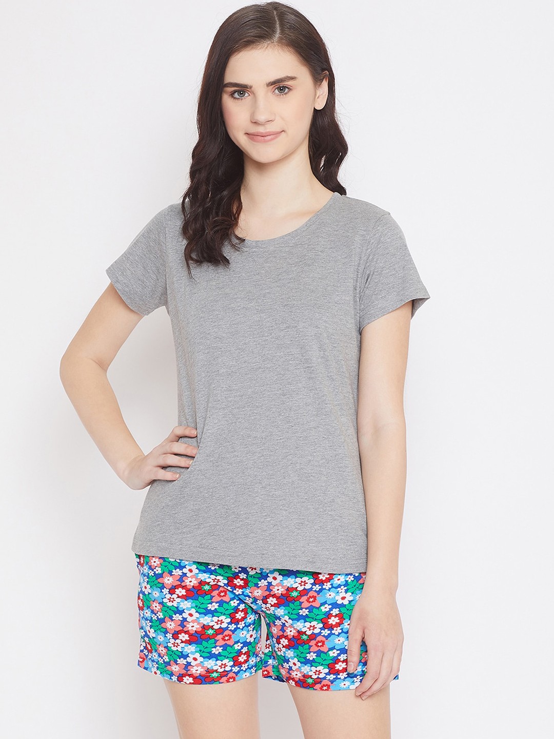 

Clovia Women Grey & Blue Solid Night suit