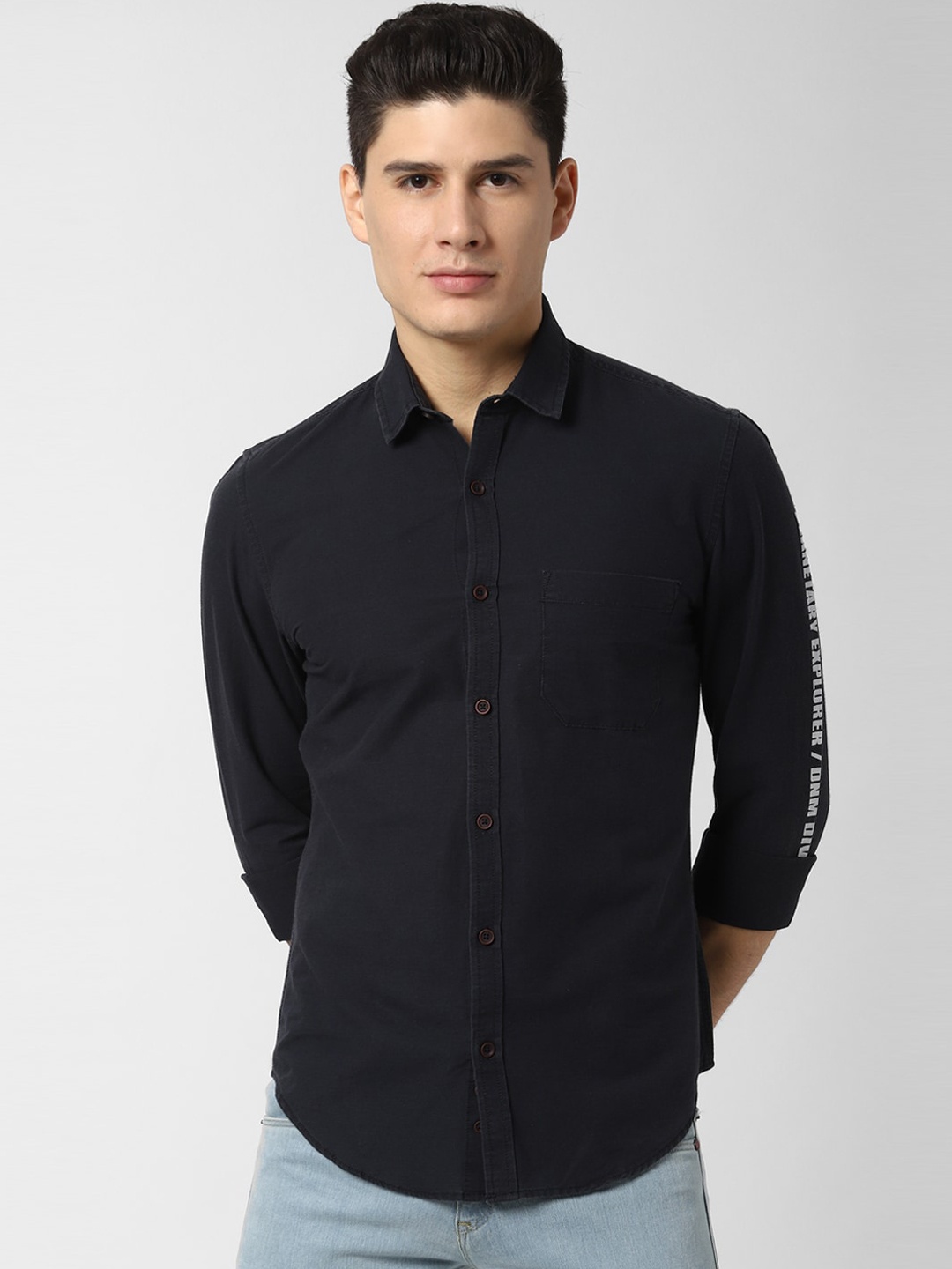 

Peter England Casuals Men Black Regular Fit Printed Casual Shirt