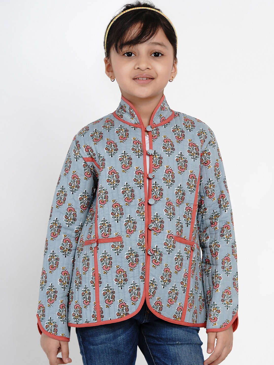 

Bitiya by Bhama Girls Grey Printed Tailored Jacket