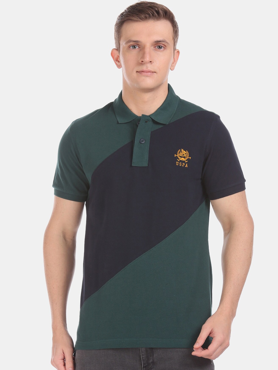 

U.S. Polo Assn. Men Green Navy Blue Colourblocked Hood Pure Cotton T-shirt