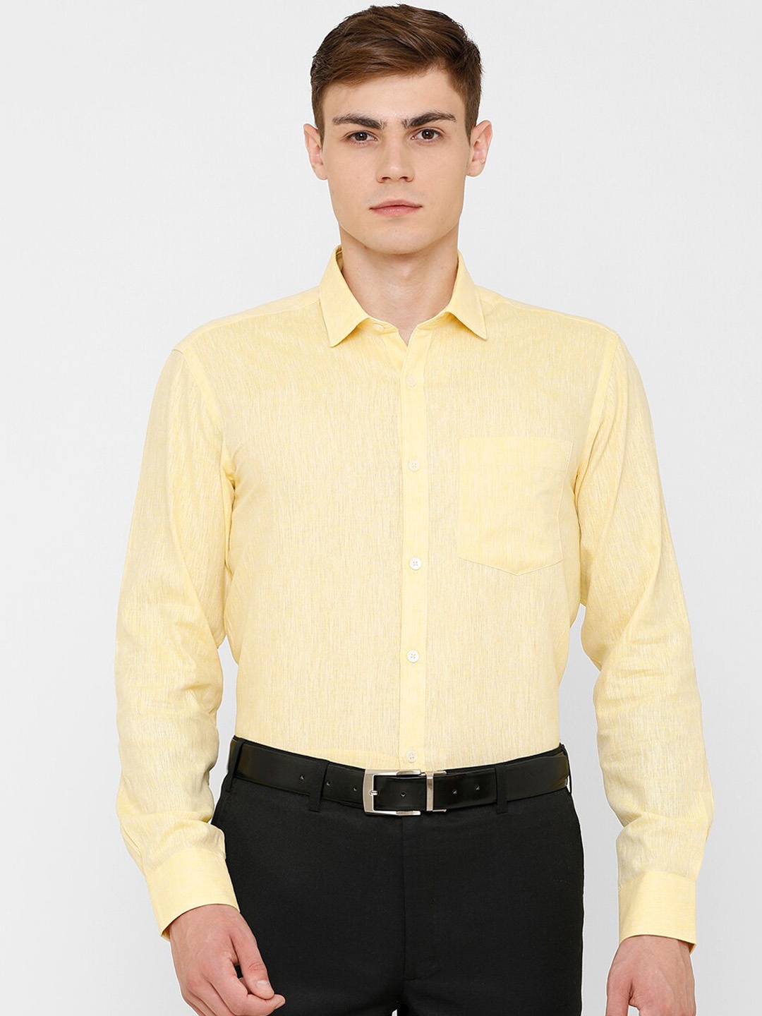 

CAVALLO by Linen Club Men Linen Cotton Yellow Regular Fit Solid Formal Shirt