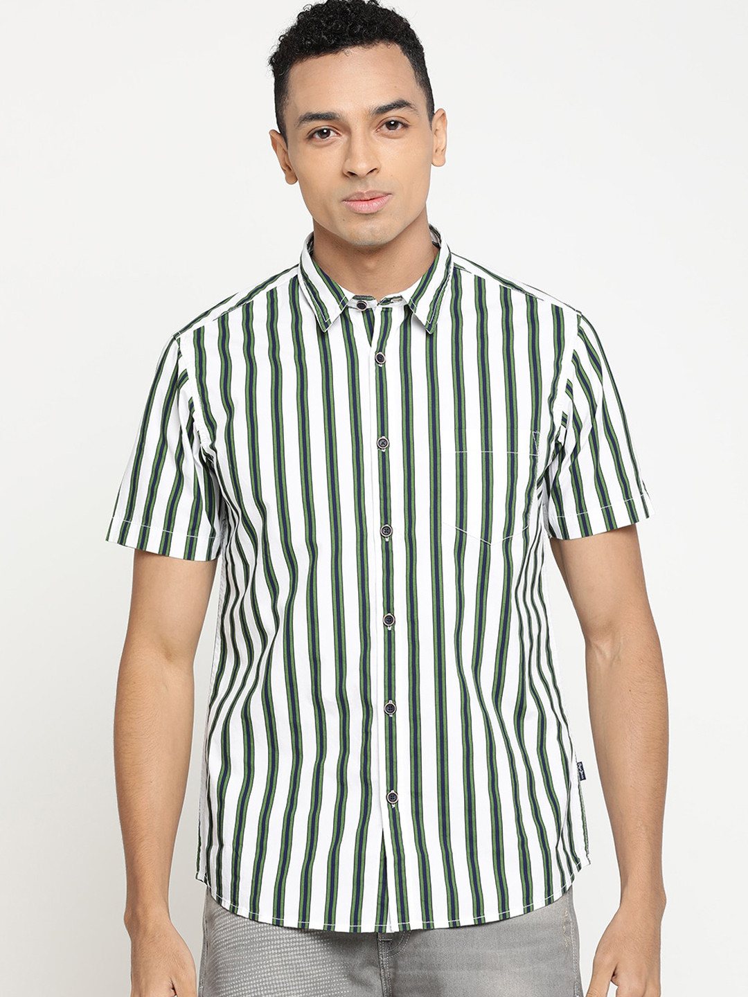

Pepe Jeans Men Green & White Regular Fit Striped Casual Shirt