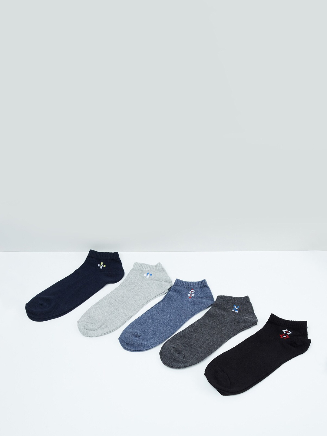 

MAX Men Pack Of 5 Assorted Ankle-Length Socks