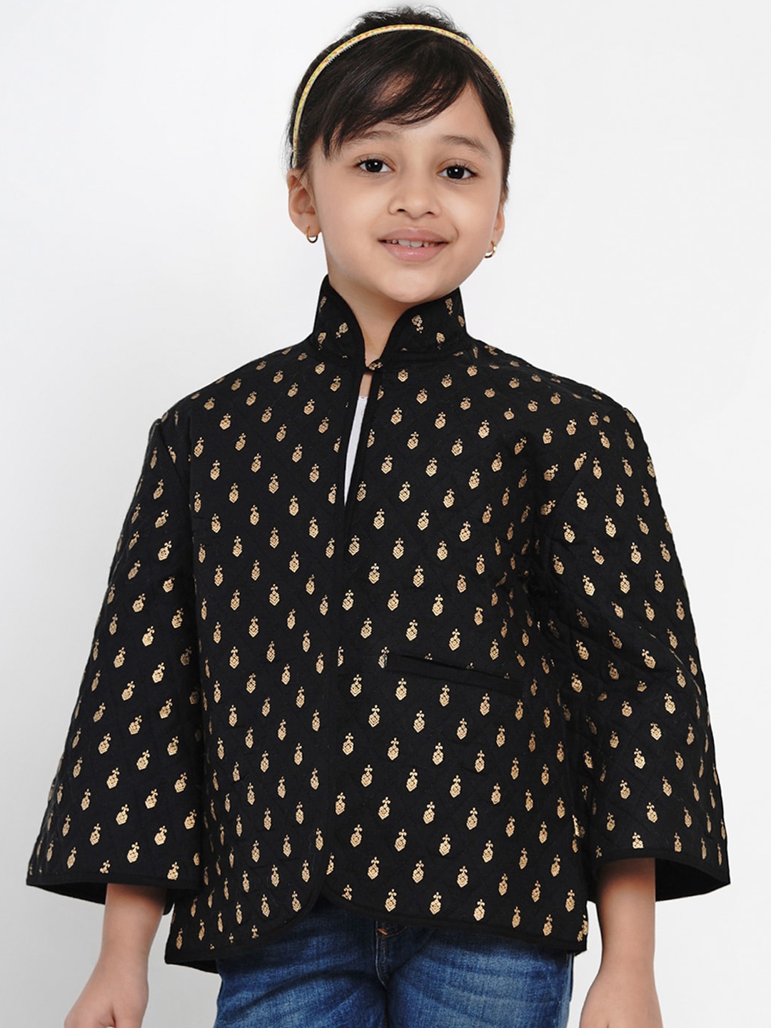 

Bitiya by Bhama Girls Black & Gold Self Design Tailored Jacket