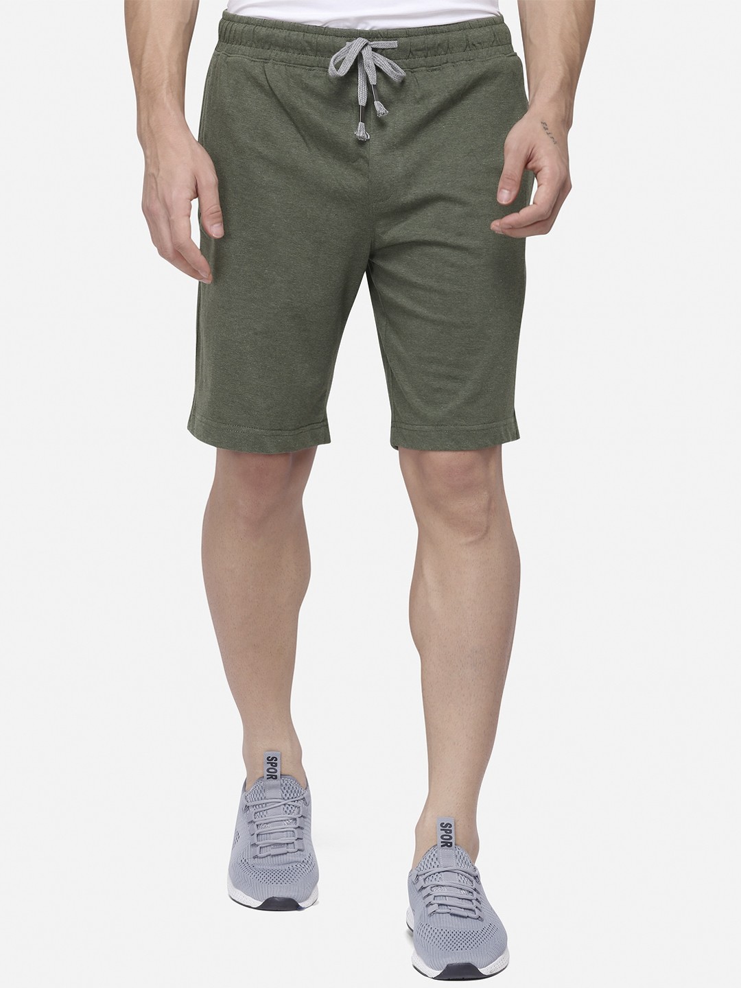 

JADE BLUE Men Olive Green Solid Regular Fit Regular Shorts