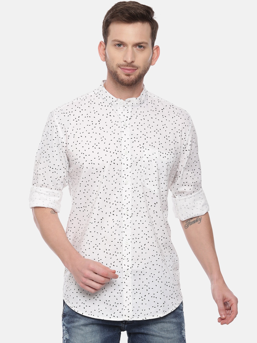 

IVOC Men White & Black Slim Fit Printed Casual Shirt