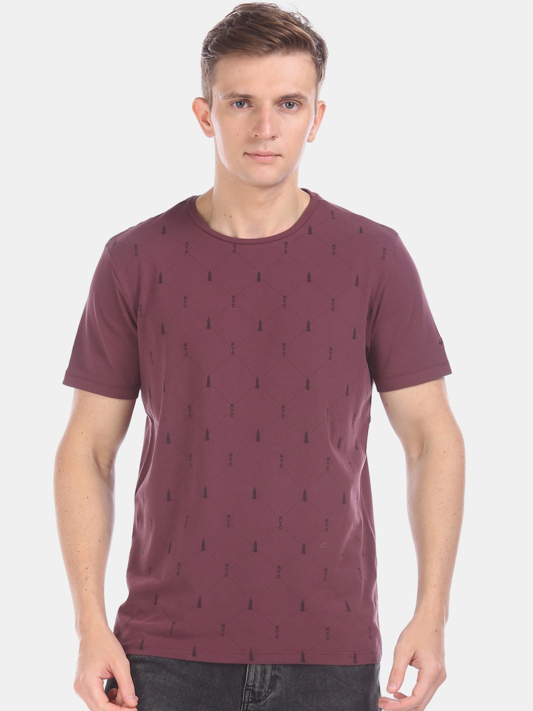 

Arrow Men Burgundy Printed Round Neck T-shirt