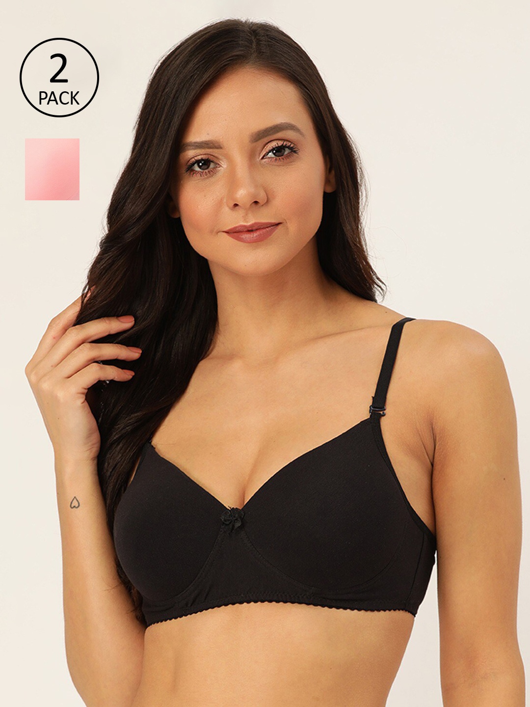 

Lady Lyka Black & Pink Solid Non-Wired Lightly Padded T-shirt Bra